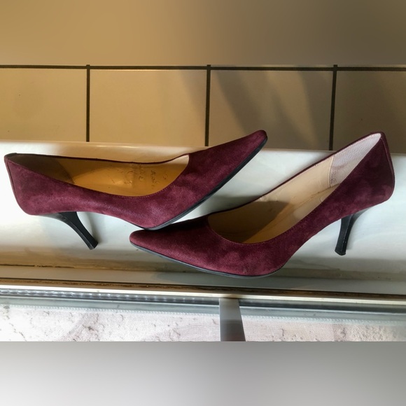 Ladies Size 10M Calvin Klein Dolly pumps in burgundy wine color - Picture 6 of 13